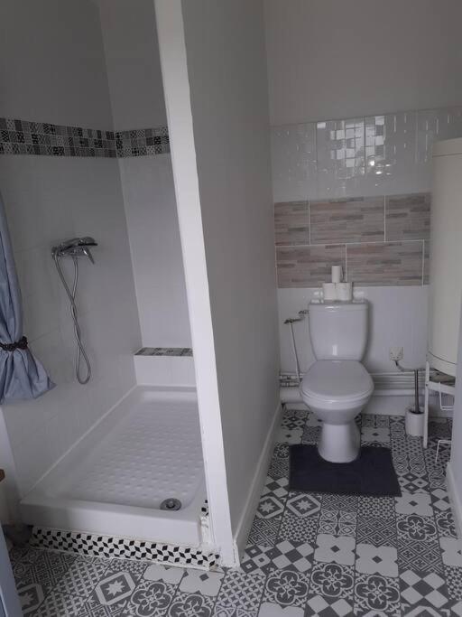 Maison Diana A 400 Metres A Pieds De L'Aeroport Tillé Dış mekan fotoğraf